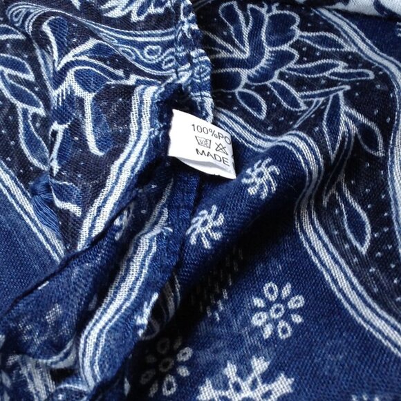 Scarf/Sarong, Tasseled, Blue Floral, Versatile, Beachy, 32x68" great cover-up - Picture 3 of 3